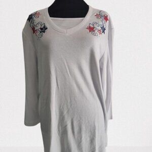 Decorated Originals White 3/4 Length Sleeve Women's Blouse Star